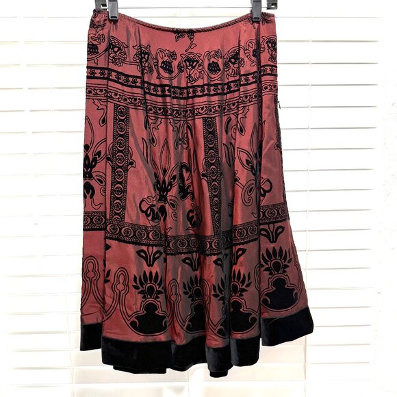 MSK Women's ruby red midi-skirt with exquisite black flocking Size L - Picture 1 of 9
